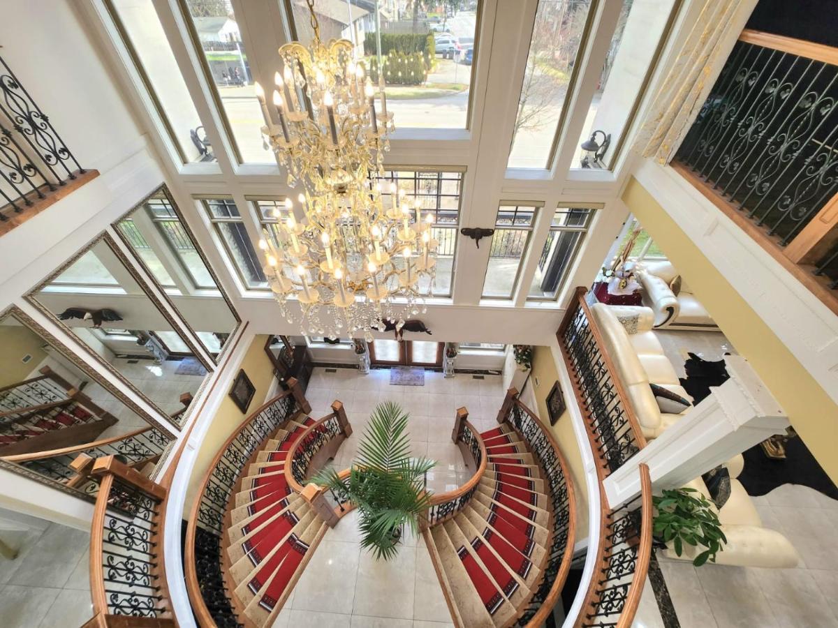 Empire Palace 호텔 서레이 외부 사진